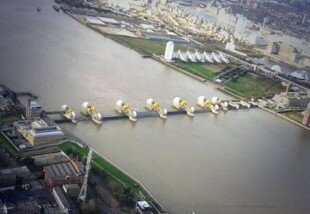 Thames Barrier 6 December - @MPSinthesky